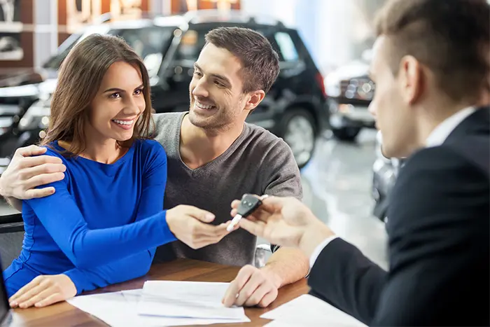 Kredyt samochodowy czy gotÃ³wkowy - jaki wybraÄ‡?